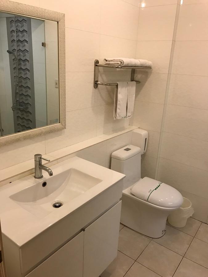 Xin Yuan Motel 台中市 エクステリア 写真